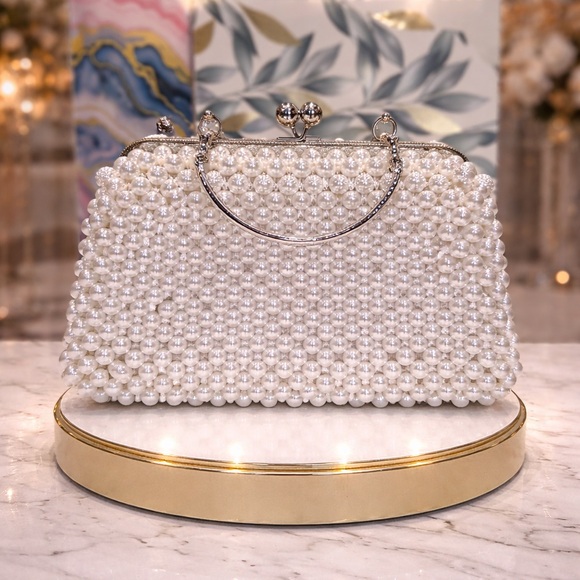 🐚Luxurious Pearl- Handmade Pearl Clutch – Esther Collection - Picture 3 of 5